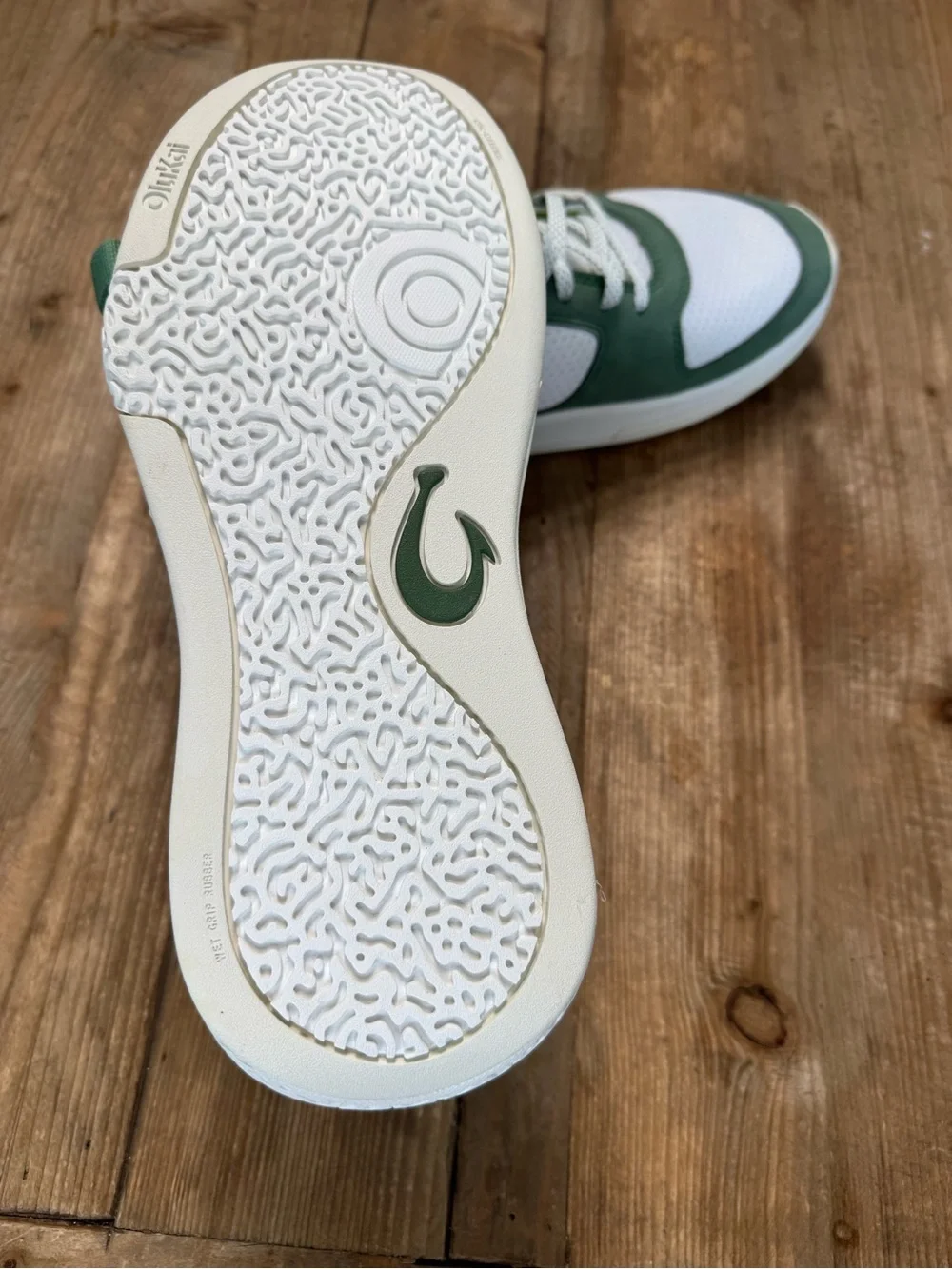 OluKai details versatile